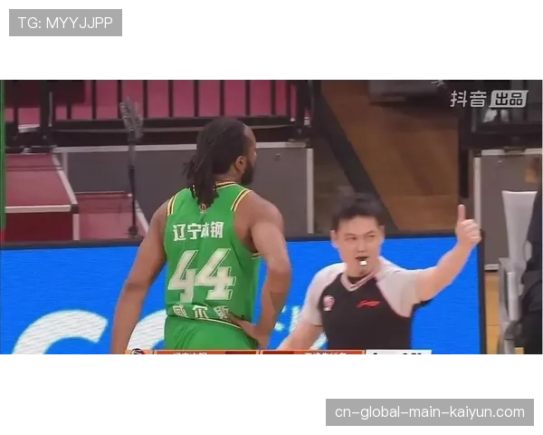 辽宁本钢下半场发力逆转深圳 莫兰德21+13展现内线全面性